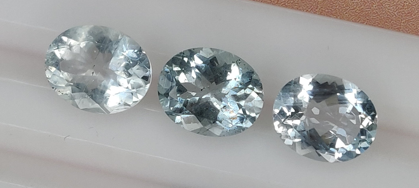Excellent Cut Fine Quality Natural Aquamarine (3 Pcs Lot) 7.10 Carats Oval Shape 8x10mm Sky Blue Color Faceted Loose Gemstones for Jewelry Making