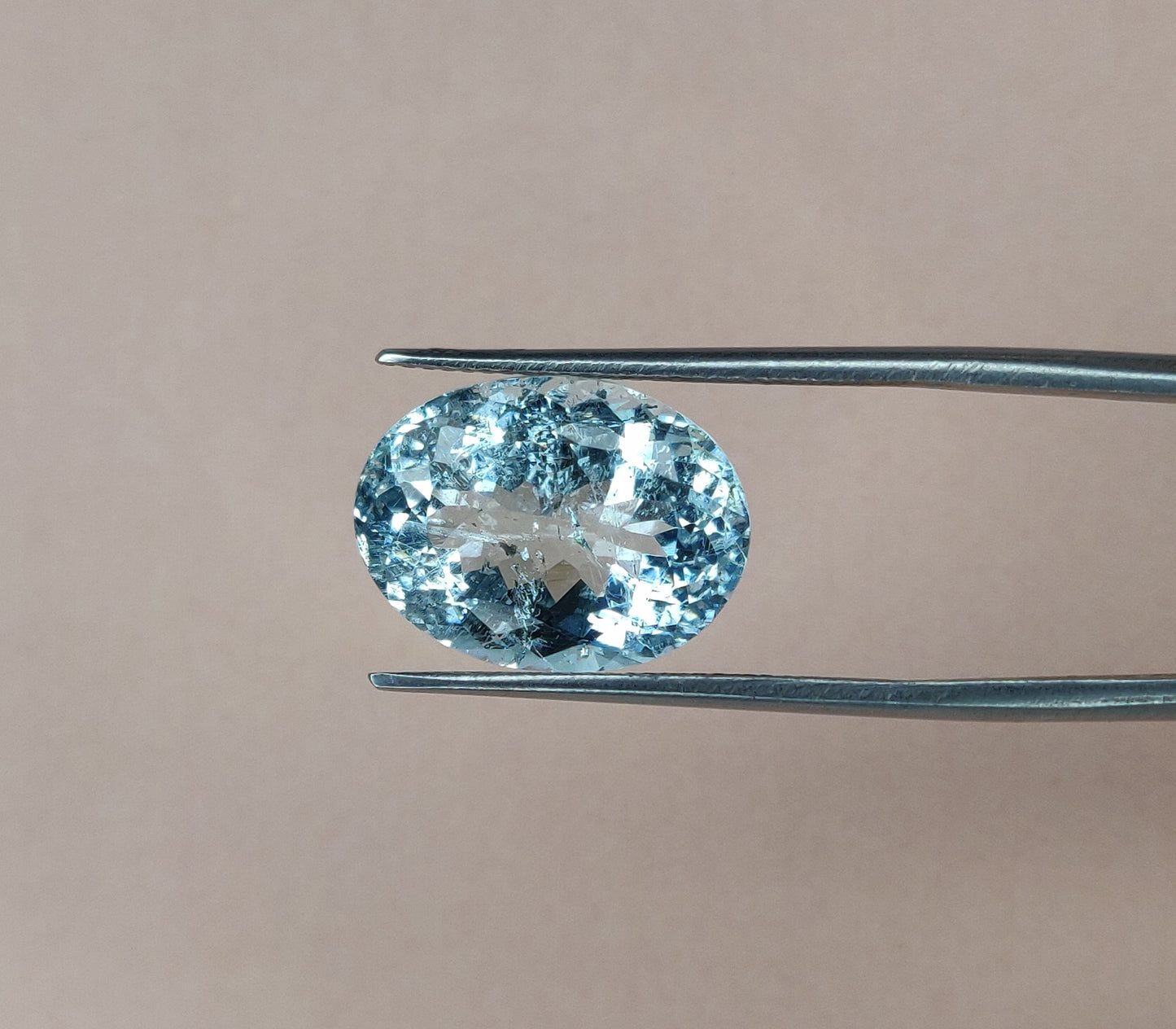 100% Natural Aquamarine Oval Shape 9.60 Carat 12X16mm Aqua Blue Color March Birthstone Fine Quality Loose Gemstone for Making Jewelry