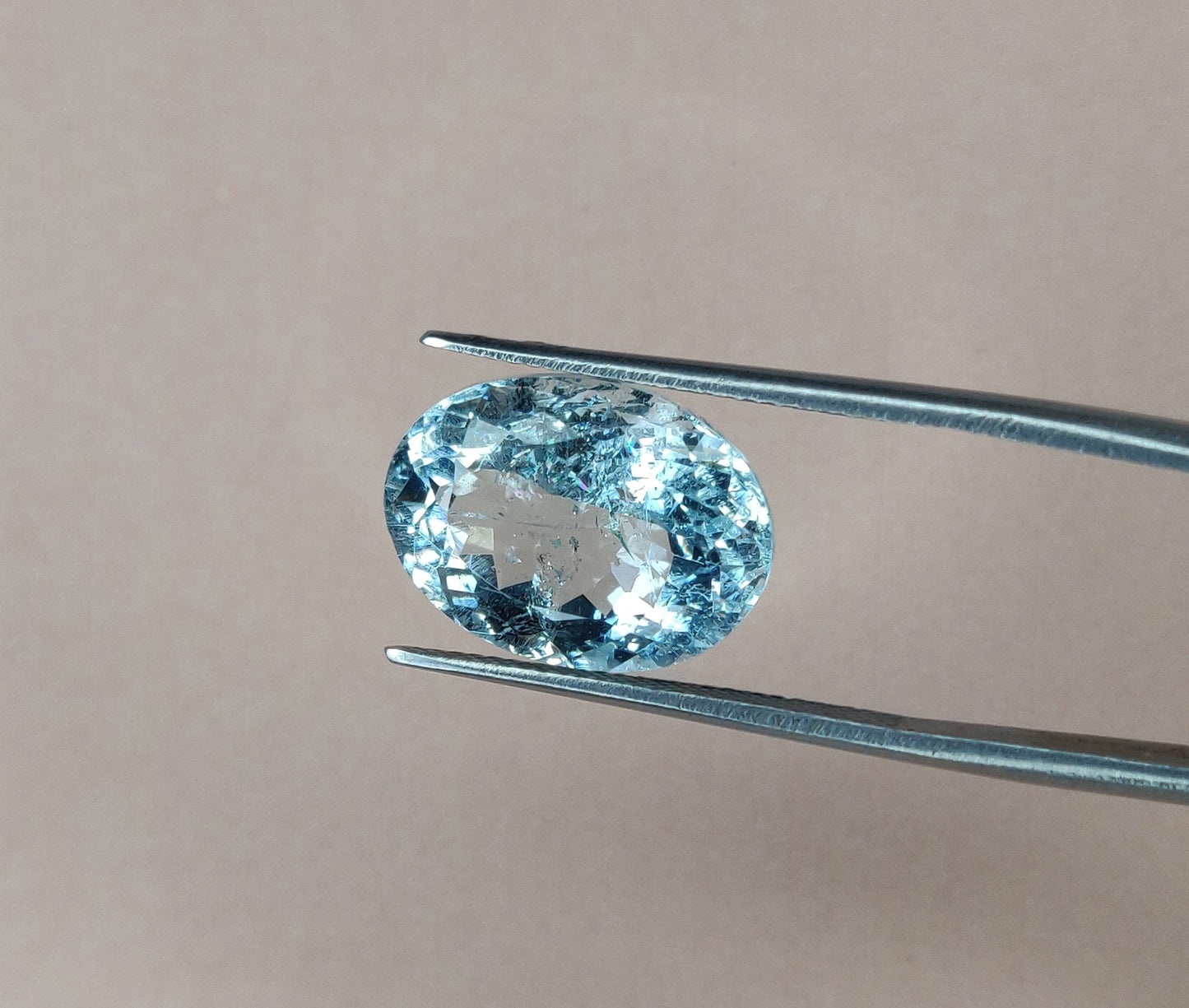 100% Natural Aquamarine Oval Shape 9.60 Carat 12X16mm Aqua Blue Color March Birthstone Fine Quality Loose Gemstone for Making Jewelry