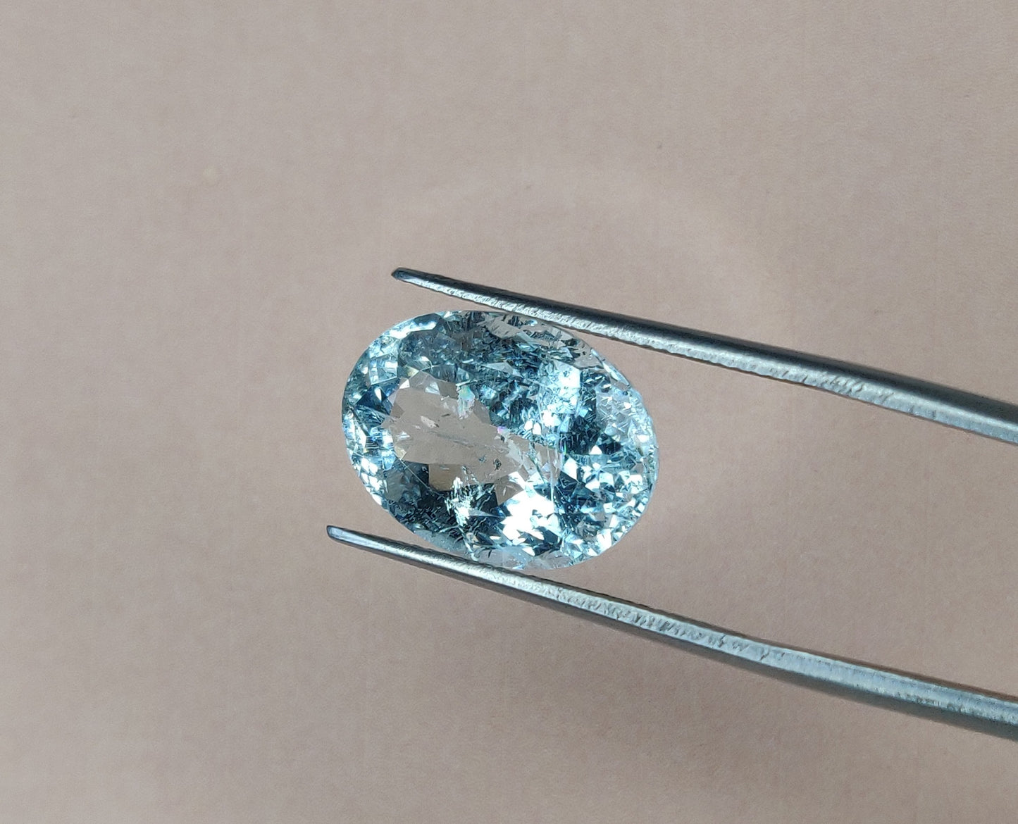 100% Natural Aquamarine Oval Shape 9.60 Carat 12X16mm Aqua Blue Color March Birthstone Fine Quality Loose Gemstone for Making Jewelry