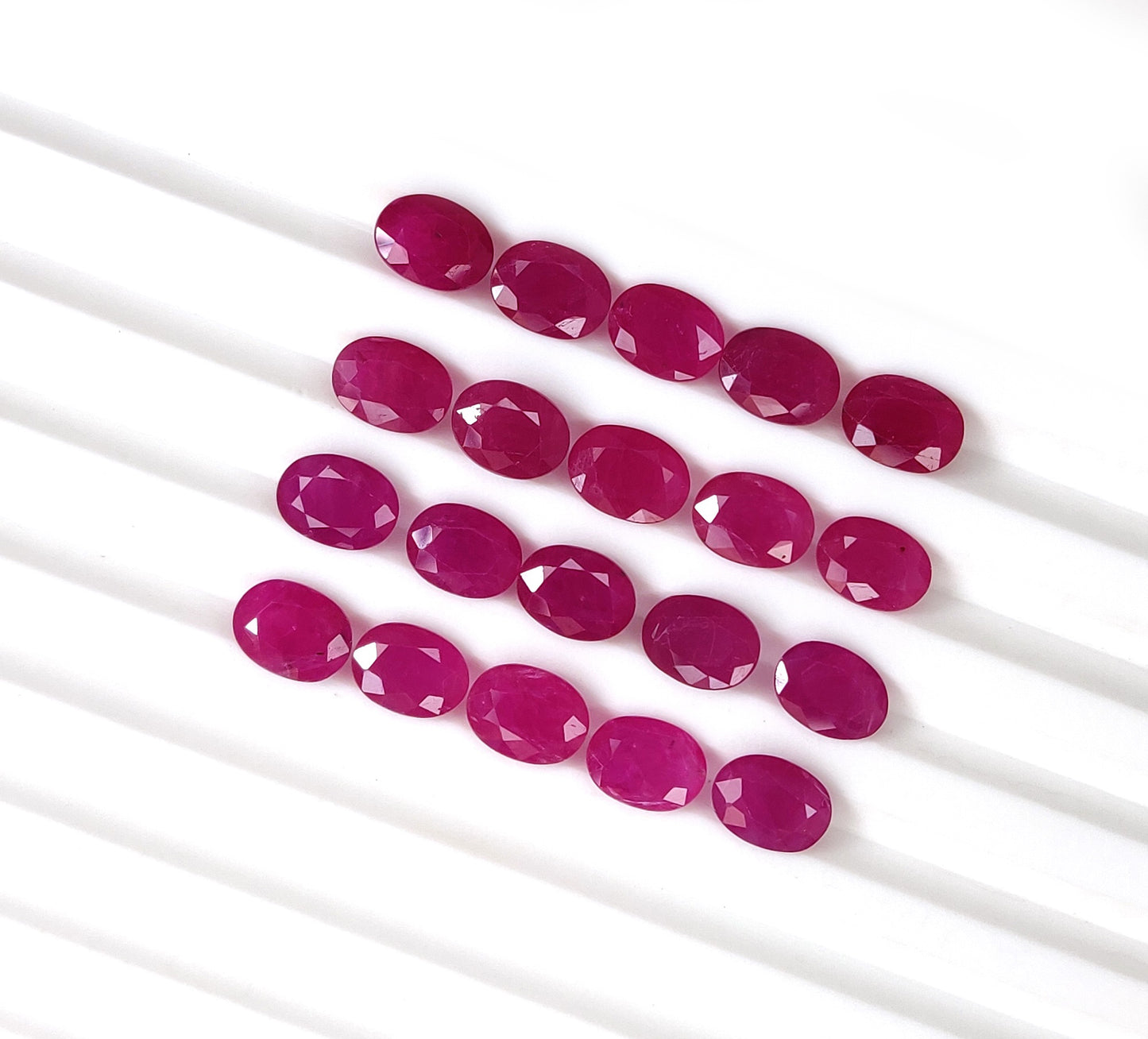 6x8MM Ruby Mozambique Heat Fine Quality 29.00 Carats Oval Cut Faceted 20 Pcs Lot Loose Gemstones for Necklace Jewelry Making
