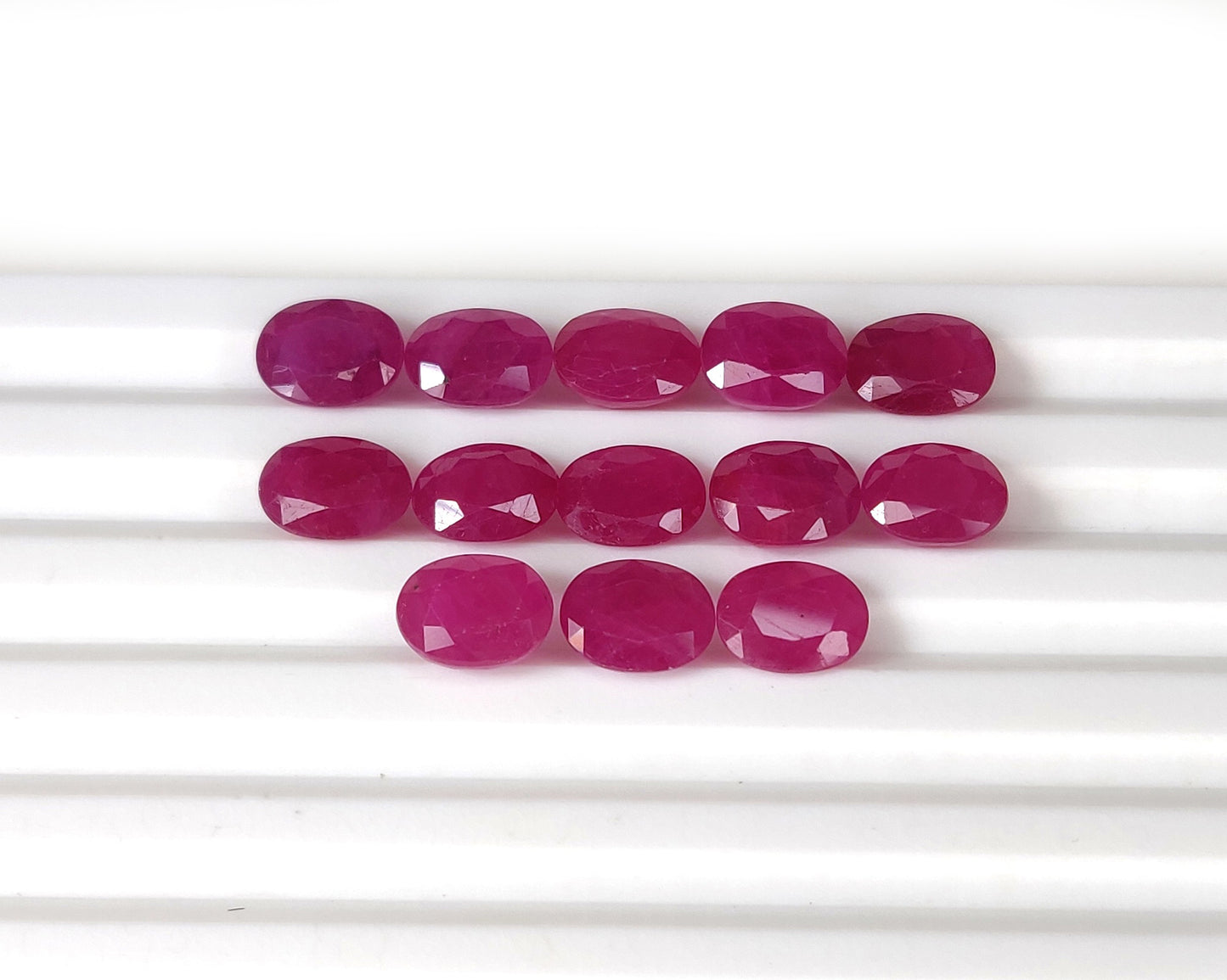 7x9mm Natural Mozambique Ruby Heated Fine Quality Oval Cut Pinkish Red Color Loose Gemstones for Making Necklace