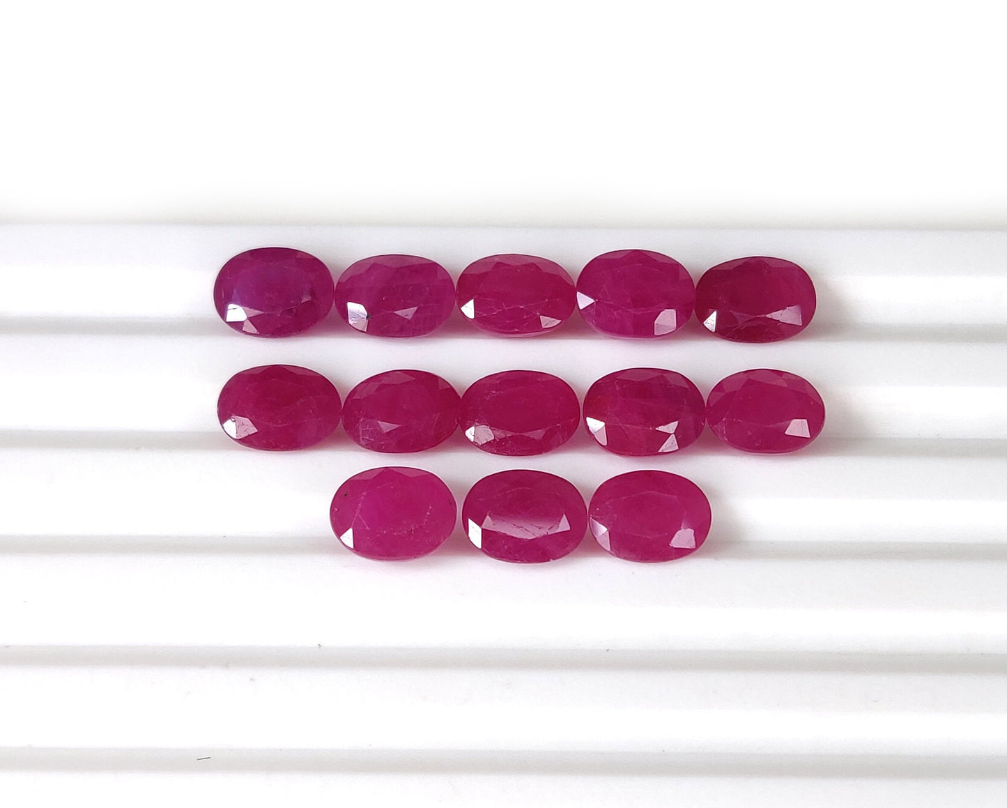 7x9mm Natural Mozambique Ruby Heated Fine Quality Oval Cut Pinkish Red Color Loose Gemstones for Making Necklace