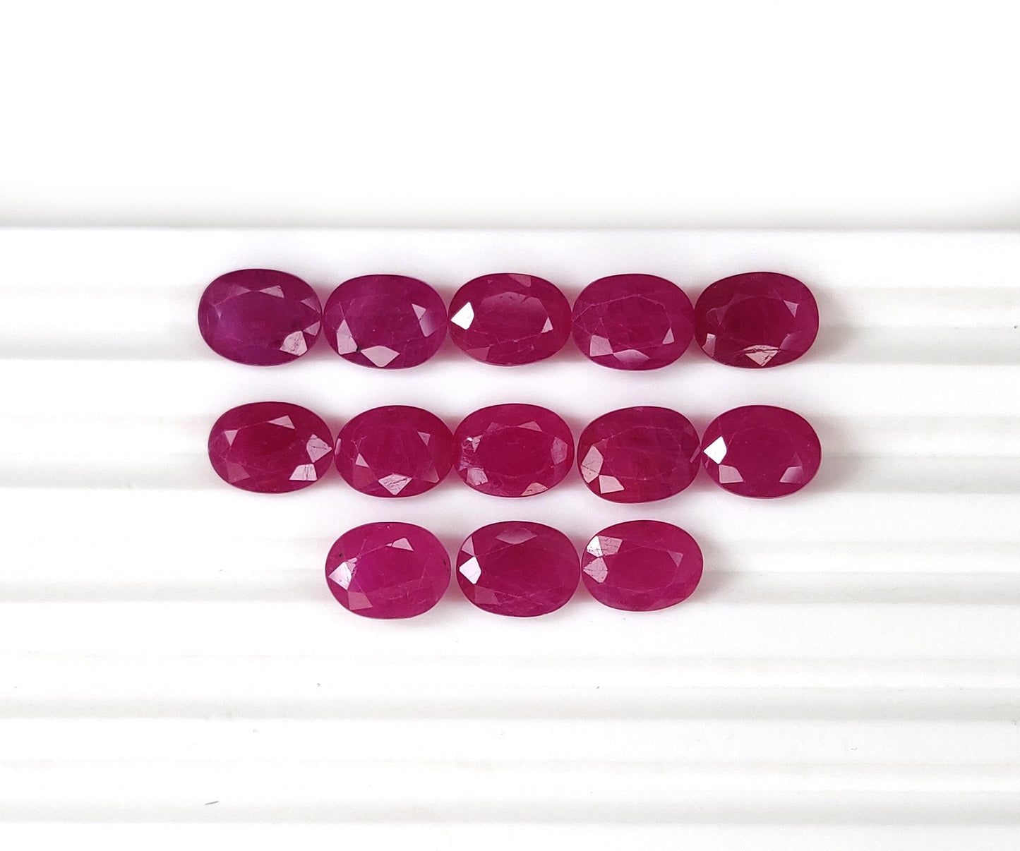 7x9mm Natural Mozambique Ruby Heated Fine Quality Oval Cut Pinkish Red Color Loose Gemstones for Making Necklace