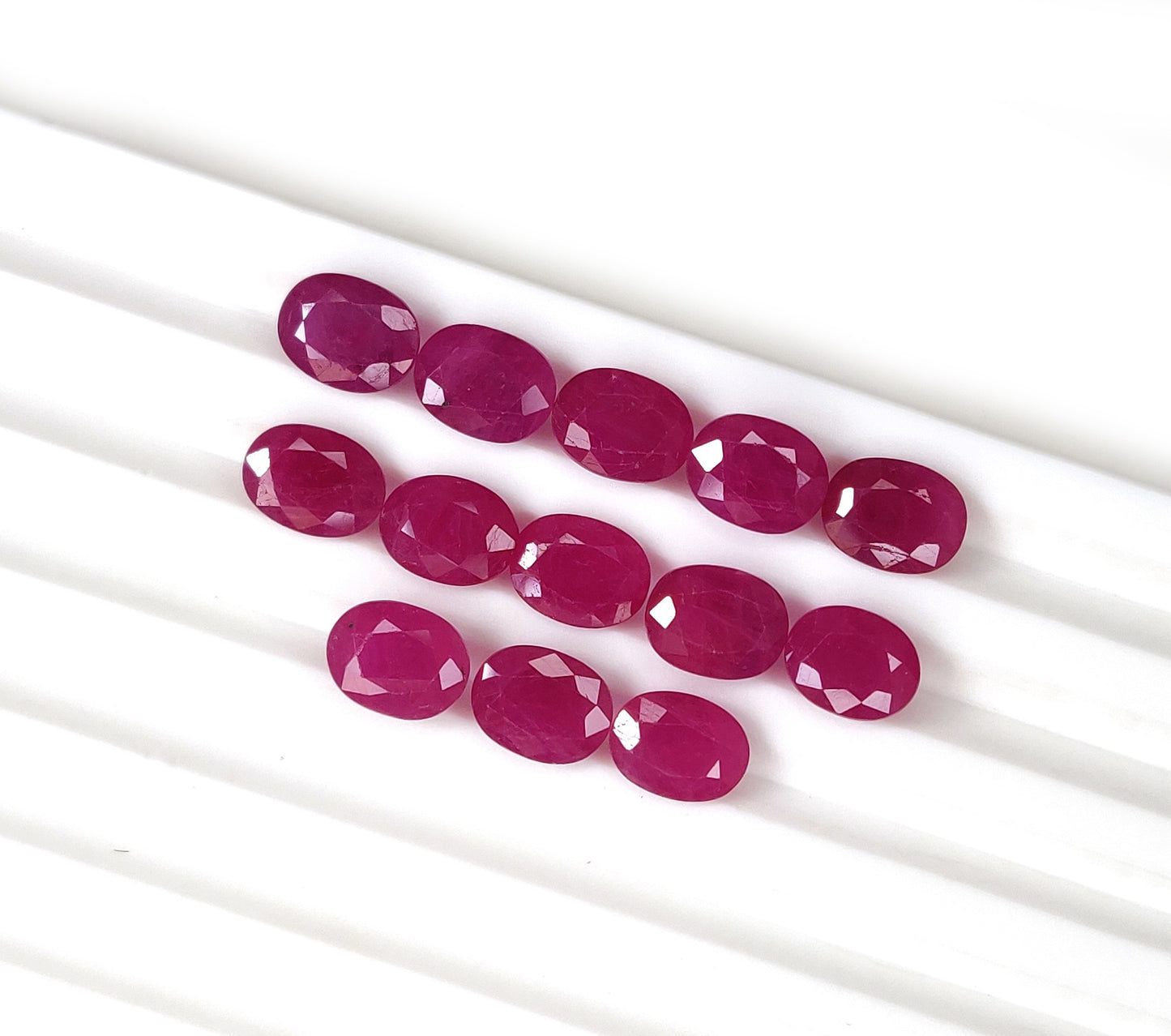 7x9mm Natural Mozambique Ruby Heated Fine Quality Oval Cut Pinkish Red Color Loose Gemstones for Making Necklace
