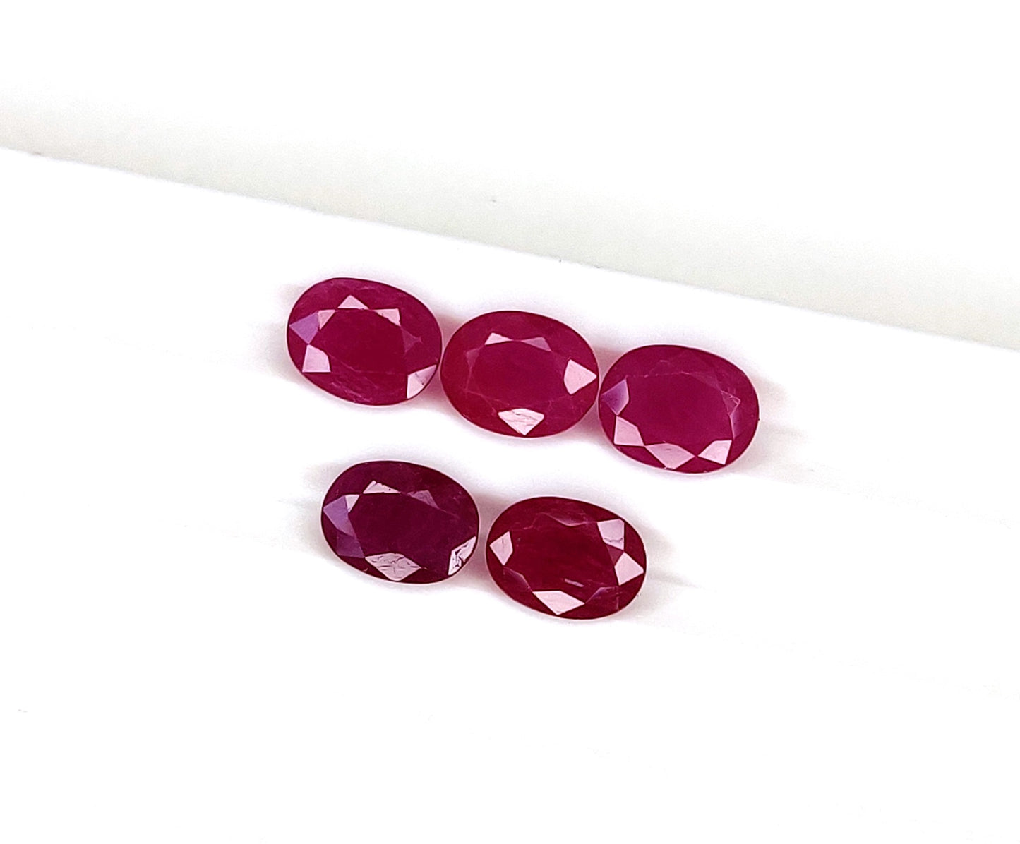 100% Natural Ruby Gemstones Fine Quality Oval-Cut 7x9 mm Pinkish Red Color July Birthstone for Making Jewelry