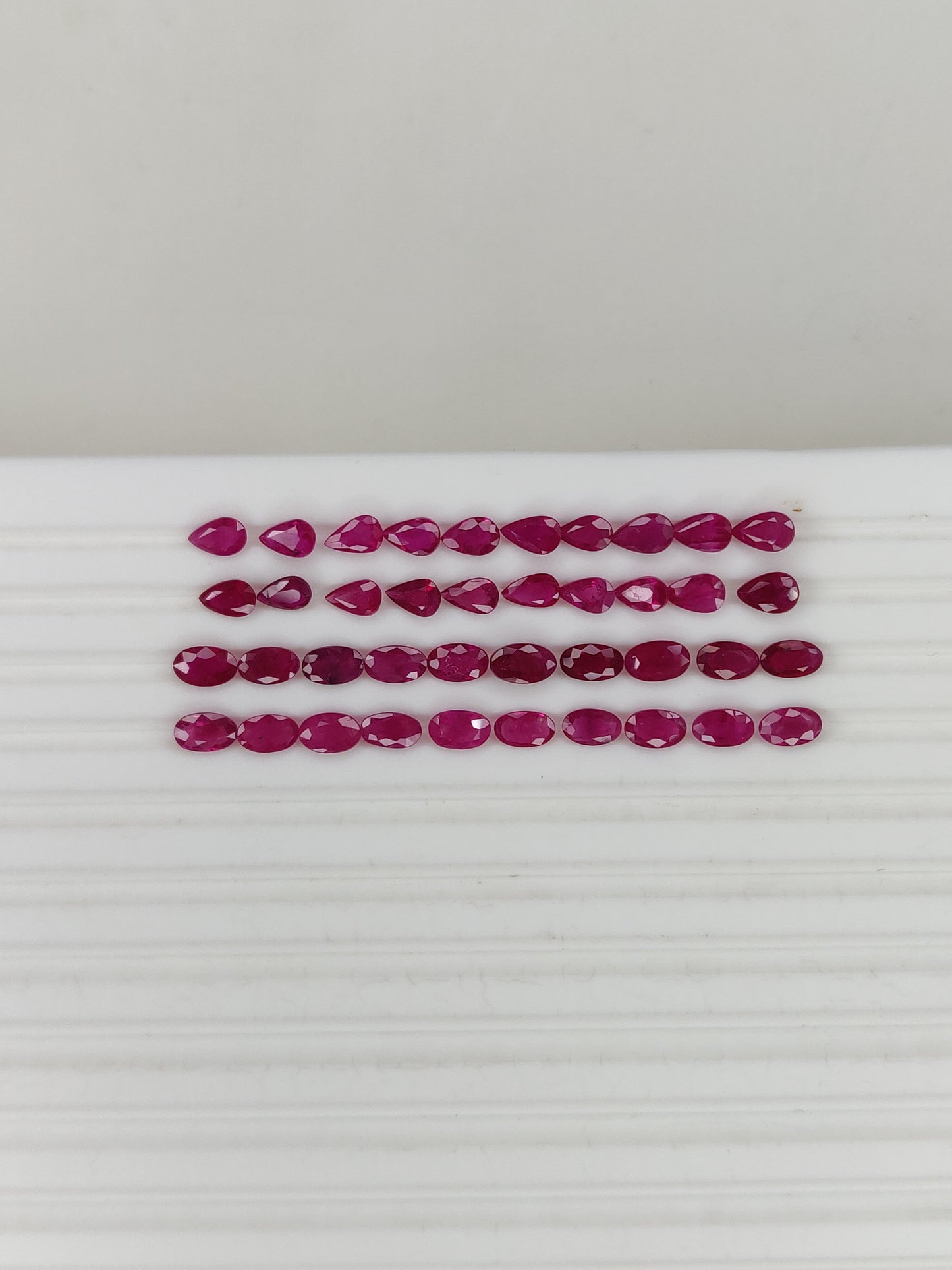 High Quality Natural Burma Ruby 3x5 mm Oval Pear Shape Heated Loose Gemstone for July Birthstone Bracelet and Necklace Making