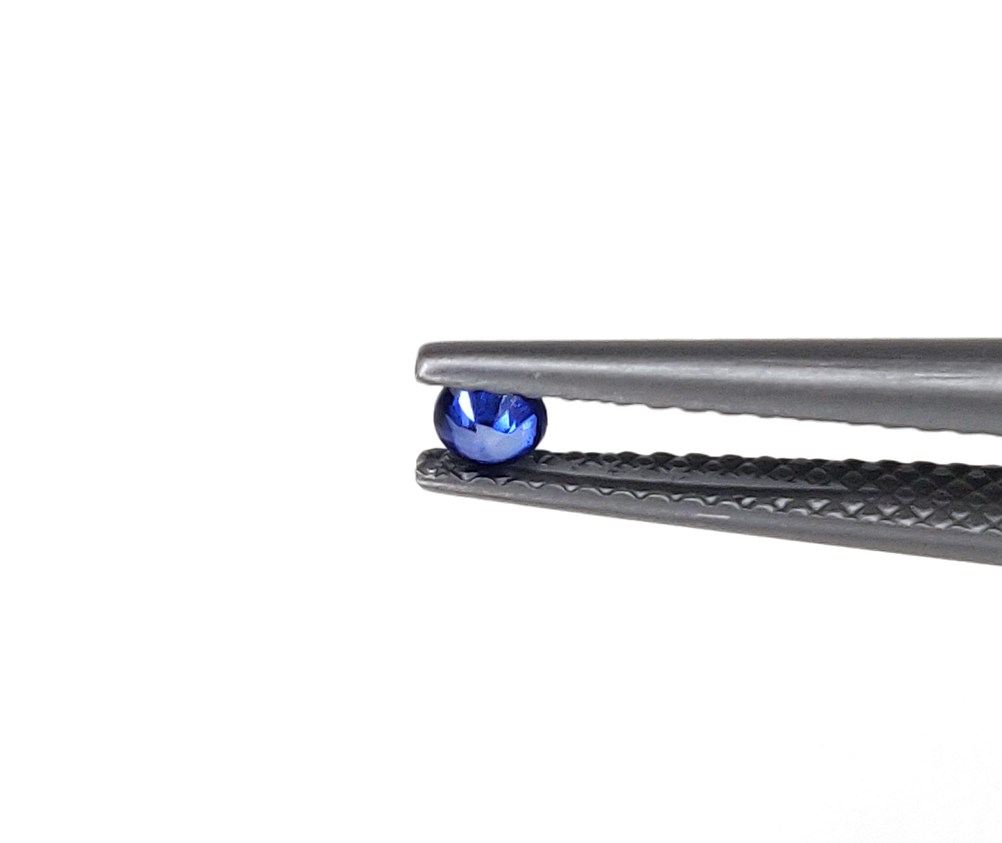 High Quality 100% Natural Blue Sapphire Calibrated 2.5mm Cut Royal Blue Color Loose Gemstone for Jewellery Making