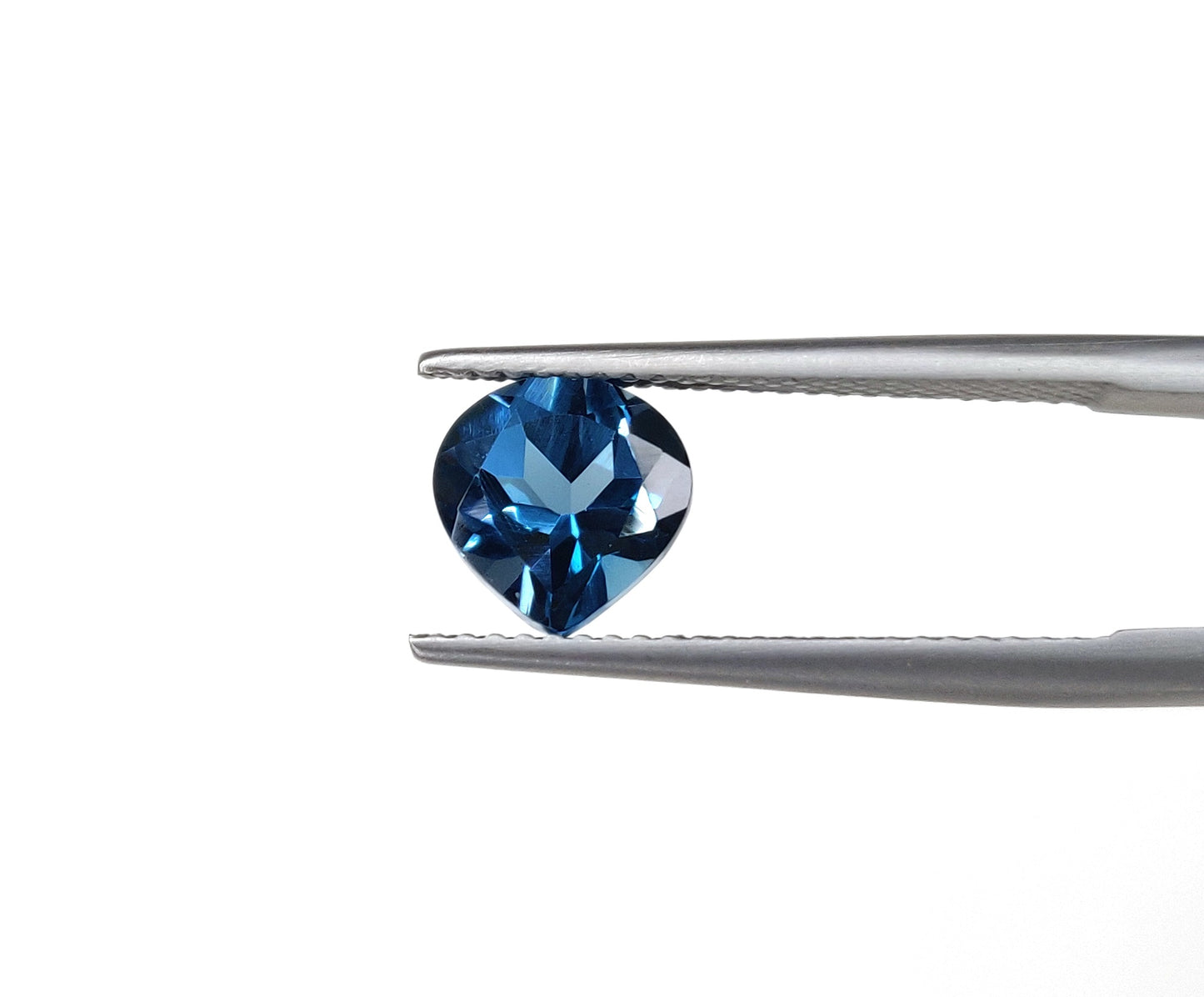 2.20 Carat Blue Topaz Heart Shape Calibrated 7 MM December Birthstone Natural Gemstones for Jewellery Making