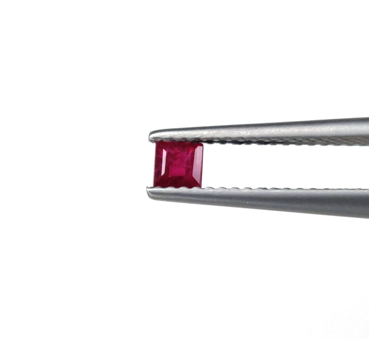 Natural African Ruby Square Shape 2-5mm Reddish Pink Color July Birthstones Loose Gemstone for Jewellery Making
