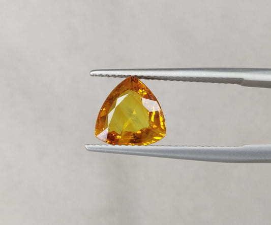 Natural Yellow Sapphire 3.15 Carat Faceted Trillion Cut 9.50x9.50x4.10mm Gemstone AAA Quality Ring Size Yellow Color Stone for Astrology