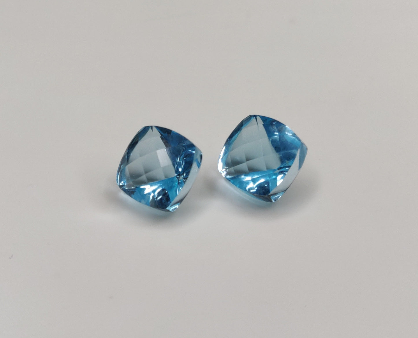 Finest Quality Natural Swiss Blue Topaz Cushion Cut Loose Gemstone for Making Jewellery