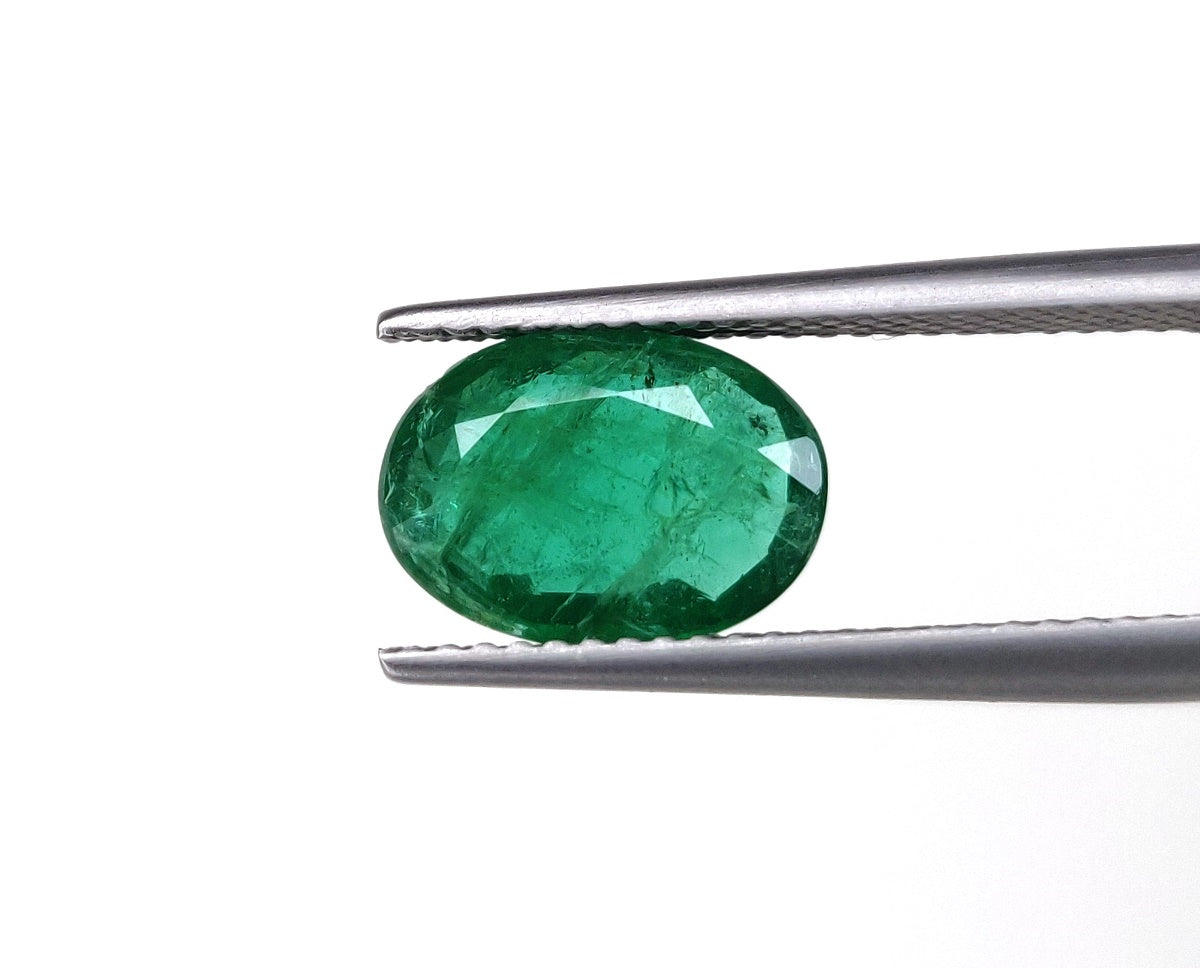 2.10 CT 100% Natural Zambian Emerald Oval Cut 8.60x11.90x3.20 mm Gemstone Fine Quality 1 Pcs May Birthstone for Ring & Pendant Making