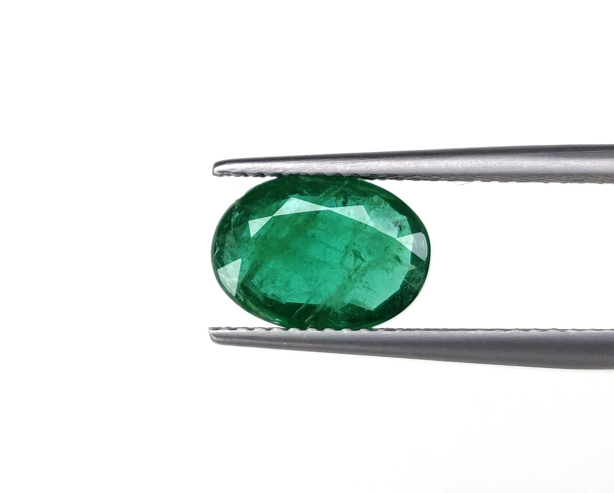 2.10 CT 100% Natural Zambian Emerald Oval Cut 8.60x11.90x3.20 mm Gemstone Fine Quality 1 Pcs May Birthstone for Ring & Pendant Making