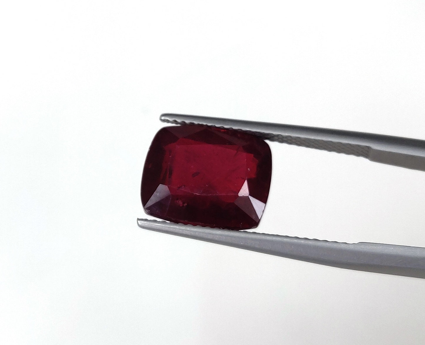 7x10mm Natural Best Quality Cushion Cut Ruby Loose Gemstone Blood Red Color G-A2 Heat-Treated July Birthstone for Necklace