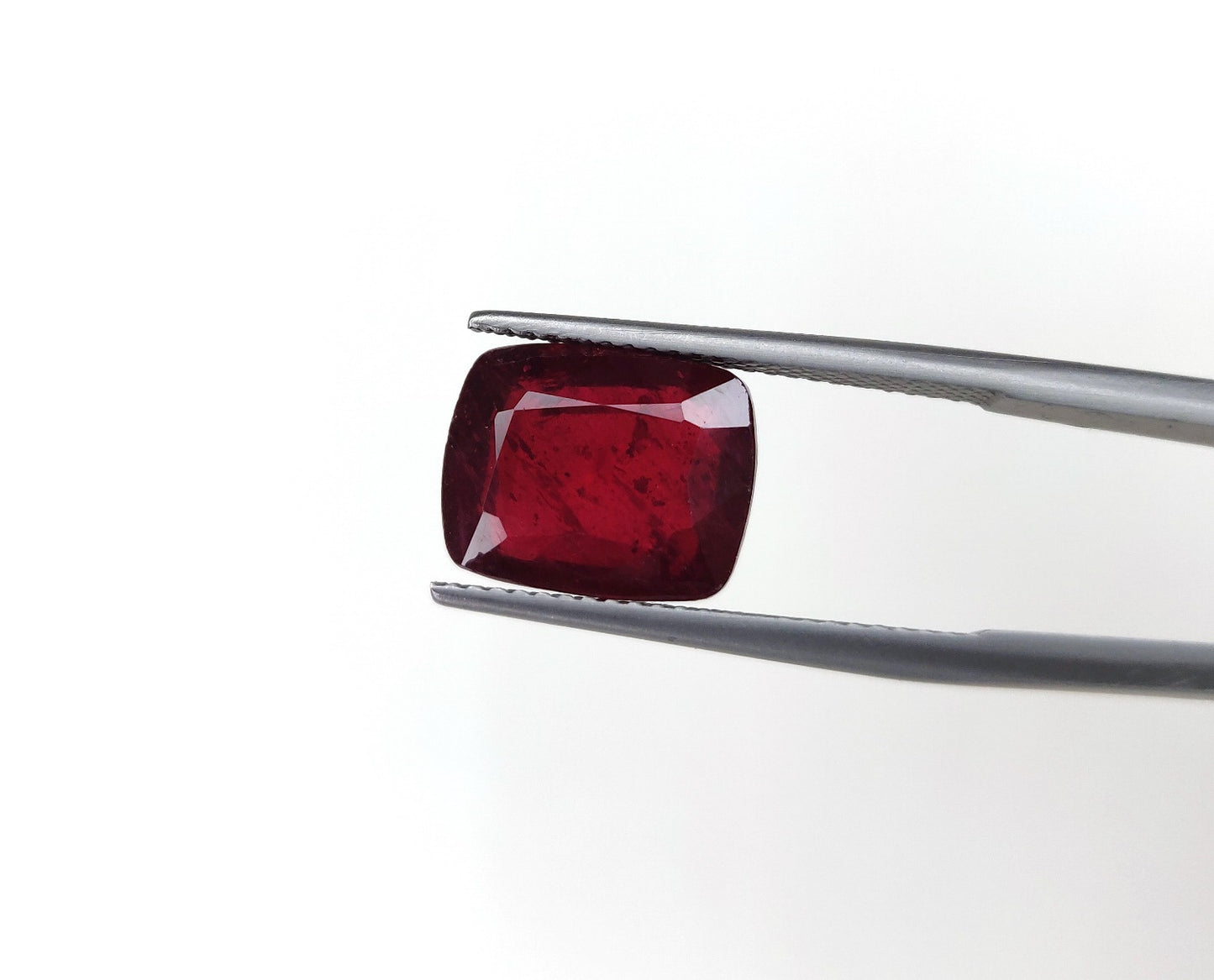 Fine Quality Natural Ruby 7x10mm Cushion Cut Loose Gemstone Blood Red G-A2 Heat-Treated July Birthstone for Making Jewelry