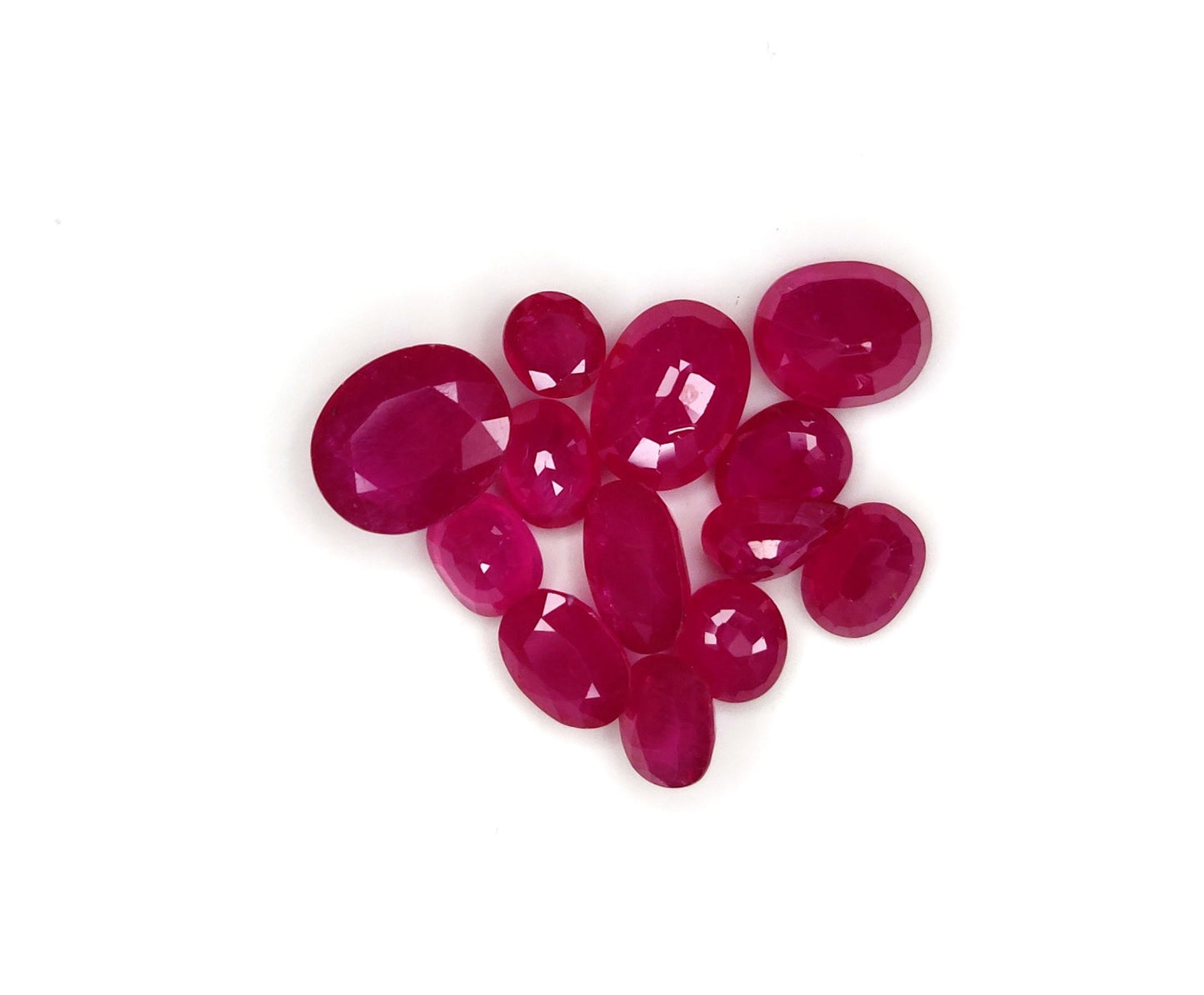 Natural Fine Quality Heated Mozambique Ruby Mix Sizes Oval Shape Loose Gemstone July Birthstone for Making Ring