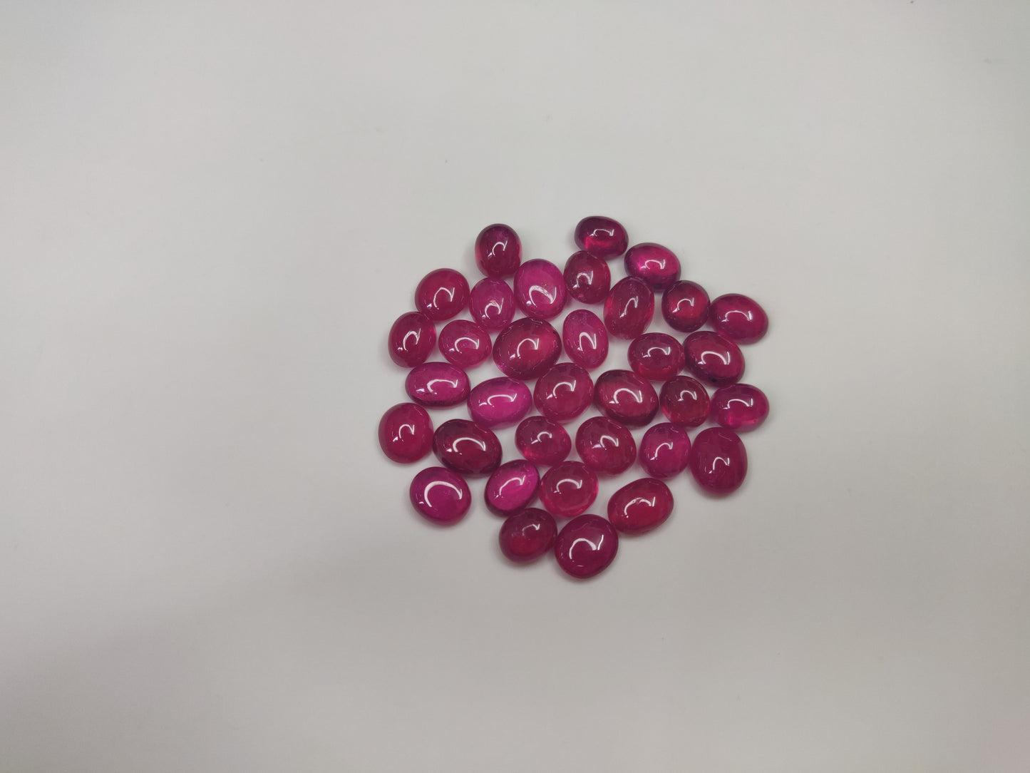 Fine Quality 100% Natural 2-4 Carat Reddish Pink Color Heat-Treated Ruby Cabochon Oval Shape Loose Gemstone for Making Jewellery