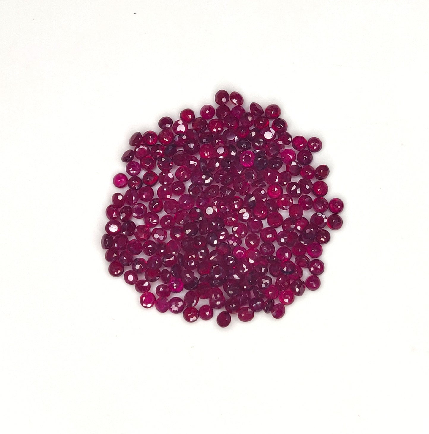 100% Natural Pinkish Red 2-3.5mm Round Shape Heated African Ruby Loose Gemstone for Earrings, Bracelet Making