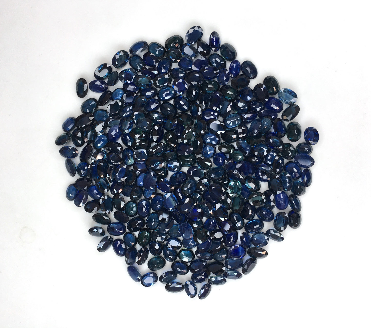 Top Quality Natural Blue Sapphire Heated Gemstone Calibrated 5x7mm Oval Shape Faceted Cut Stones for Jewellery Making