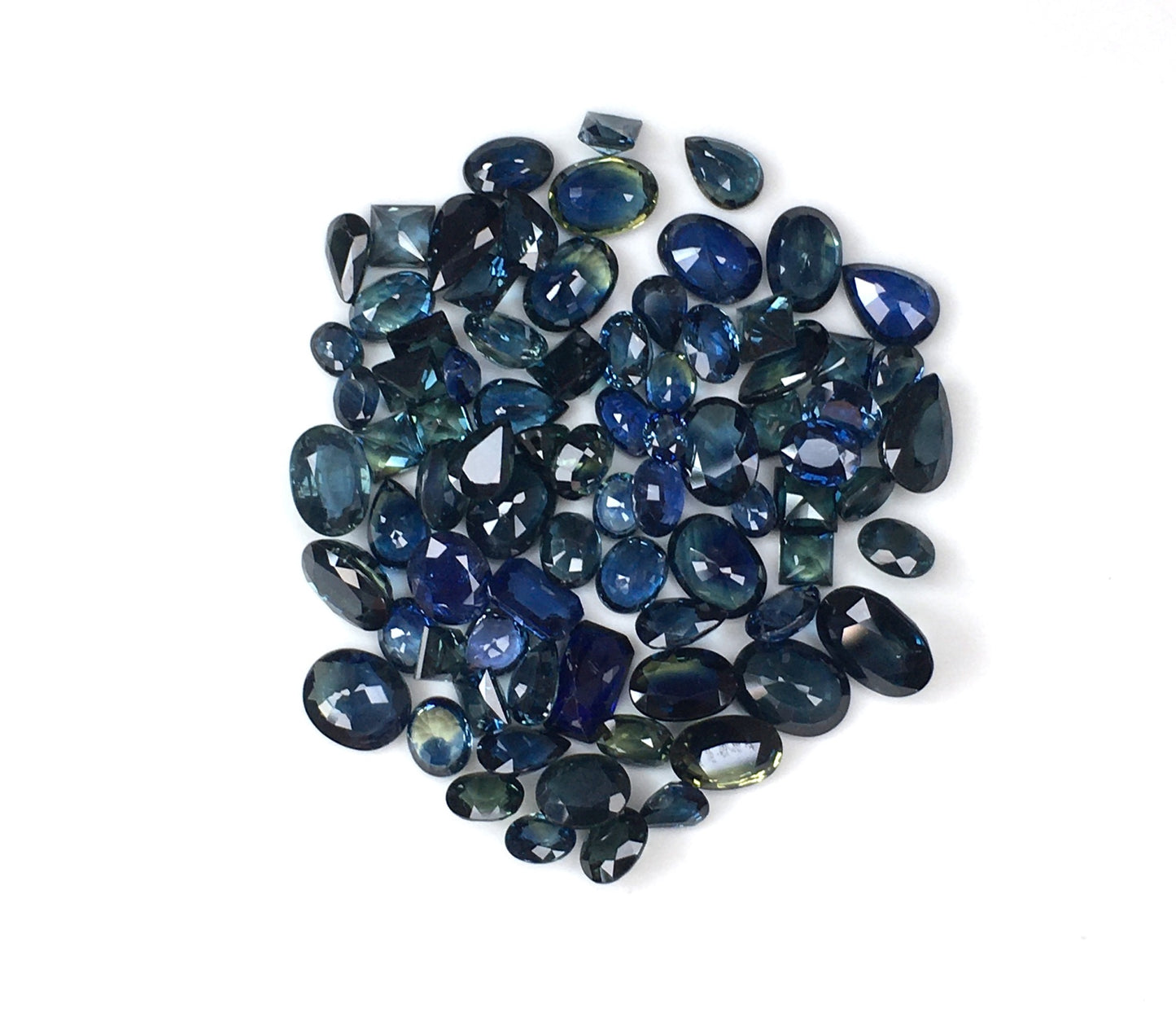 100% Natural Blue Sapphire Pear/Oval/Square Shape 6x8-5x4 mm Sizes Fine Cut Loose Gemstones for Jewellery Setting