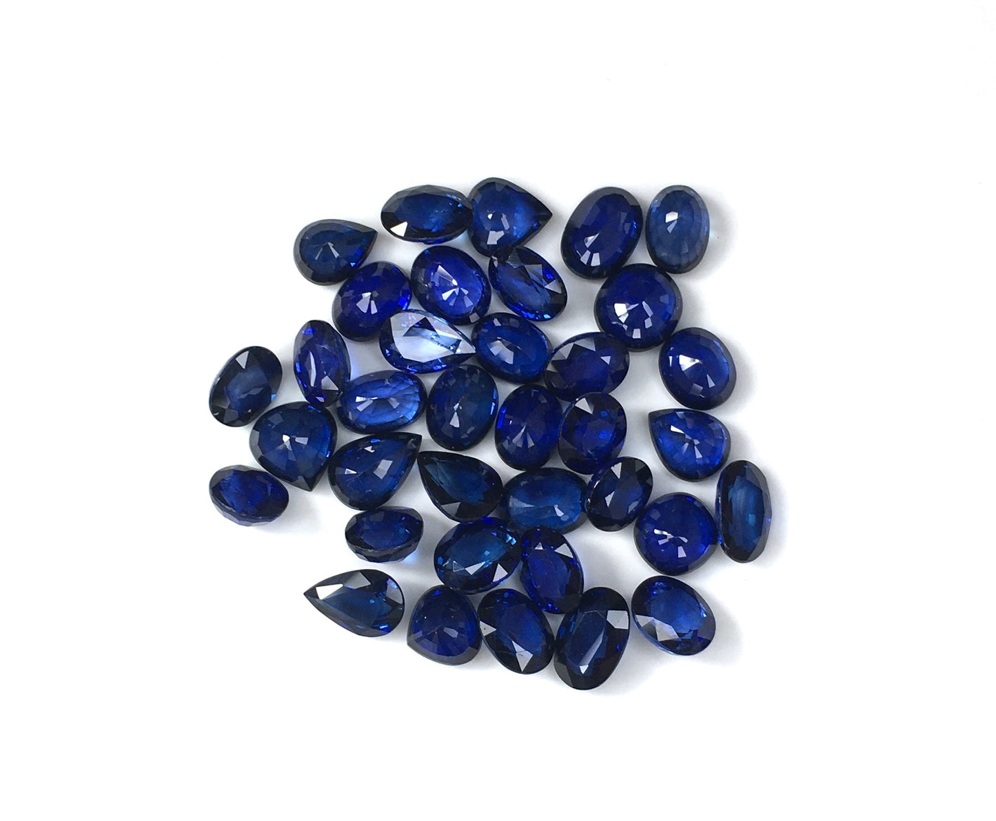 Natural Blue Sapphire Oval Shape 1-2 Carat Ring Size Loose Gemstone Fine Quality September Birthstone for Astrology Rings