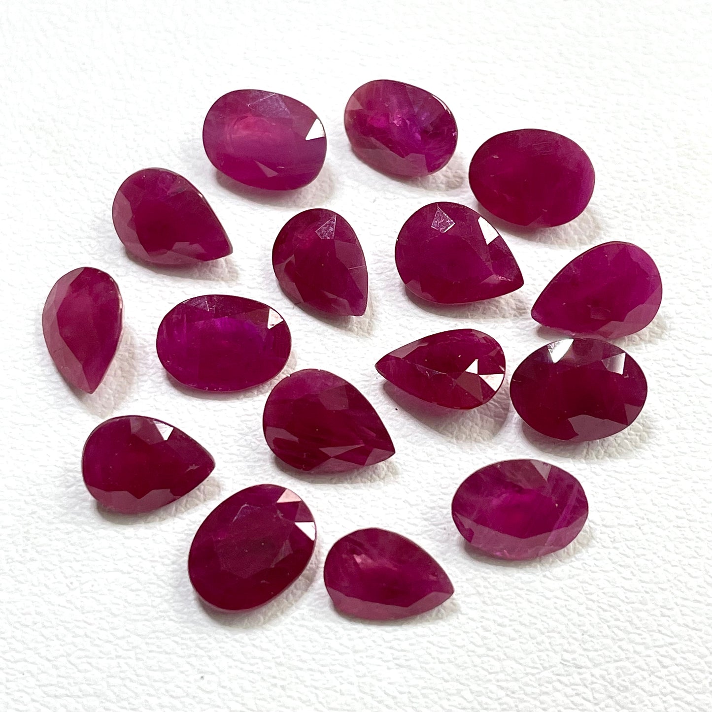 High-Quality Natural Burma Ruby Reddish Pink 6x8mm Oval Pear Cut Heated Calibration Size Loose Gemstones for Making Jewellery
