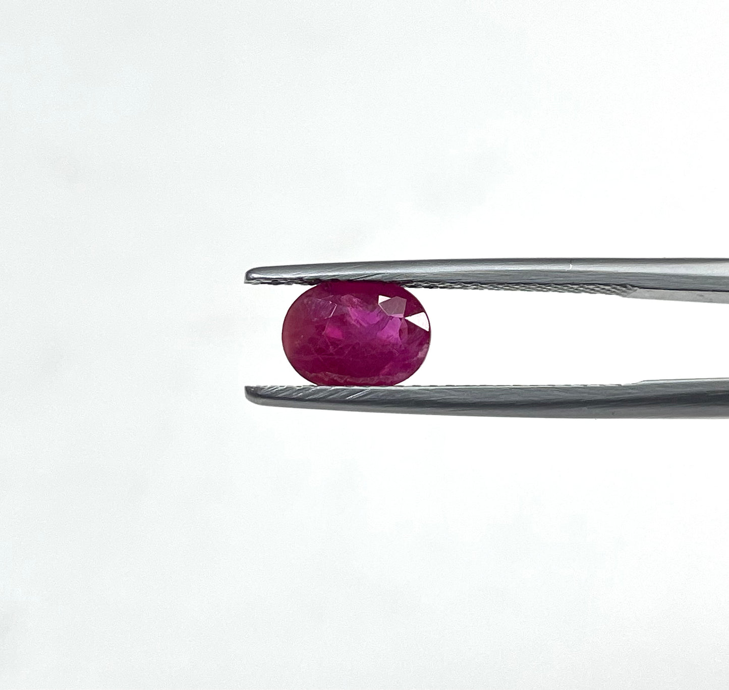 High-Quality Natural Burma Ruby Reddish Pink 6x8mm Oval Pear Cut Heated Calibration Size Loose Gemstones for Making Jewellery