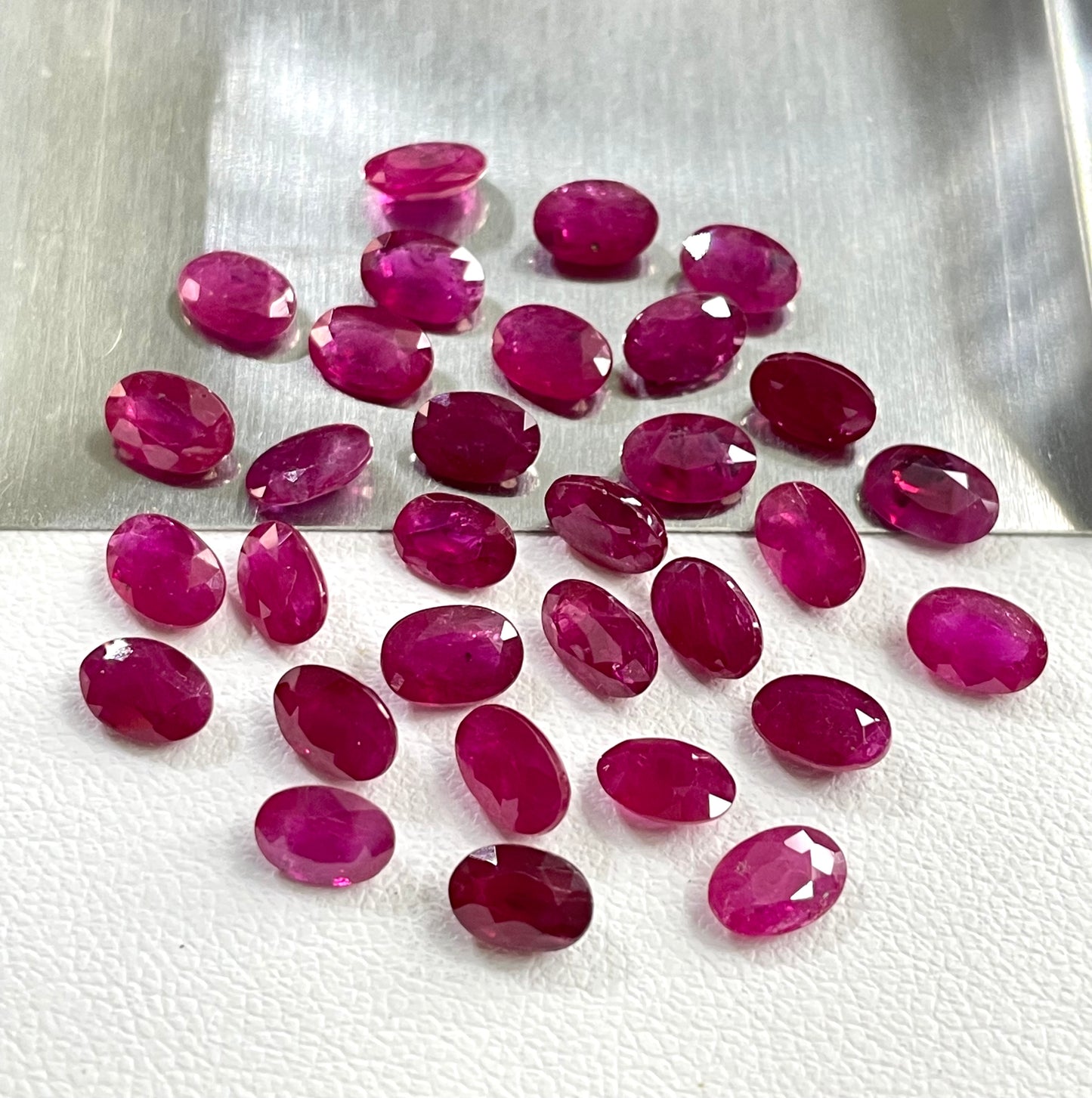 100% Natural Burma Ruby Heated 6x4mm Oval Cut Reddish Pink Color Loose Gemstones for Jewelry Making