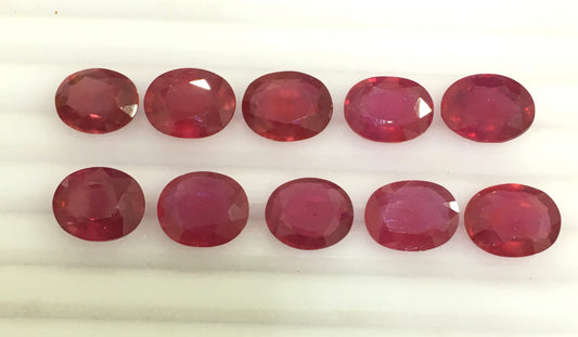 Fine Quality Ruby Heat-Treated Far Cut 3-8 Carats Free Size Calibrated July Birthstone Loose Gemstone for Making Ring at the Best Price