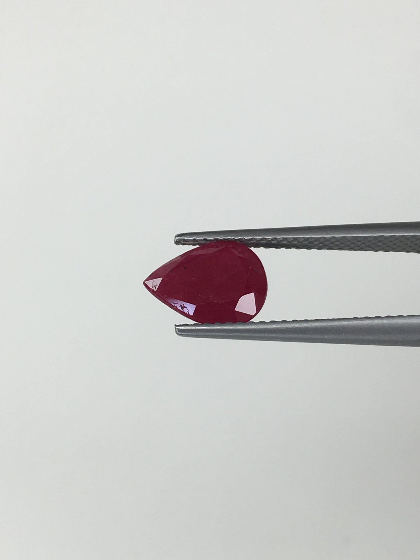 Fine Quality Natural Ruby African Pear Shape 6x8mm Gemstone Blood Red Color Loose Stone for Jewelry Making