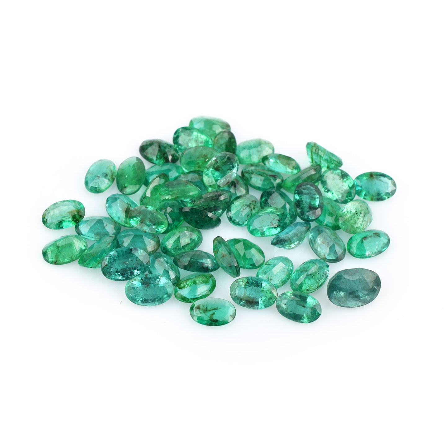 Natural Zambian Emerald 20.80cts. Oval Shape Green Color 53 Pcs. Fine Quality Excellent Cut Precious Gemstone for Making Pendant Jewellery