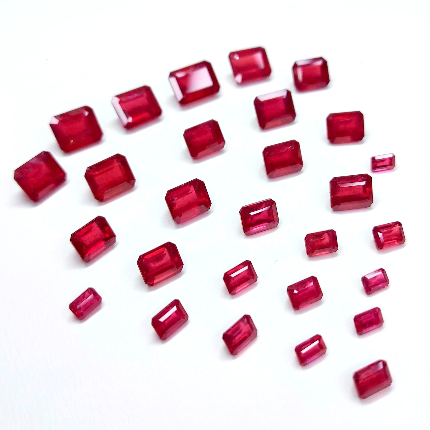 Calibrated Fine Quality Ruby Heat-Treated 5x7mm, 9x11mm Sizes Octagon Shape Blood Red Color Loose Gemstones for Jewelry Making