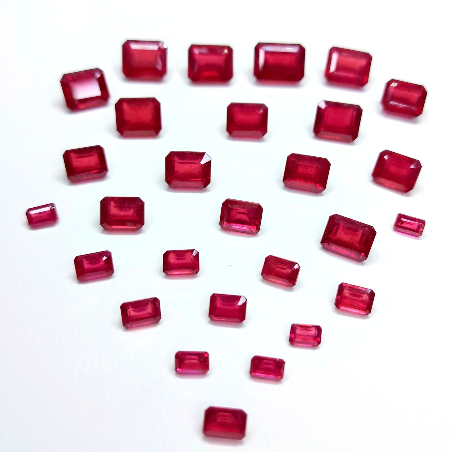 Calibrated Fine Quality Ruby Heat-Treated 5x7mm, 9x11mm Sizes Octagon Shape Blood Red Color Loose Gemstones for Jewelry Making